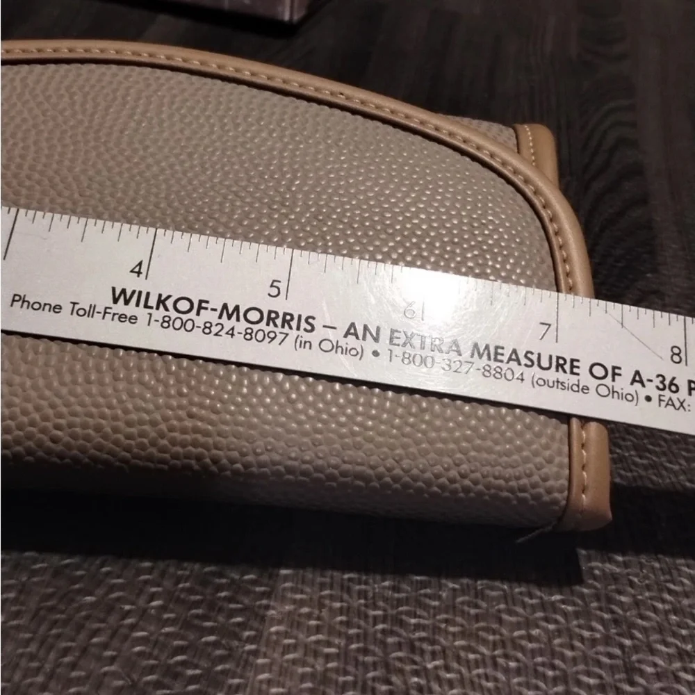 Avon Sophisticated Style Cosmetics Case